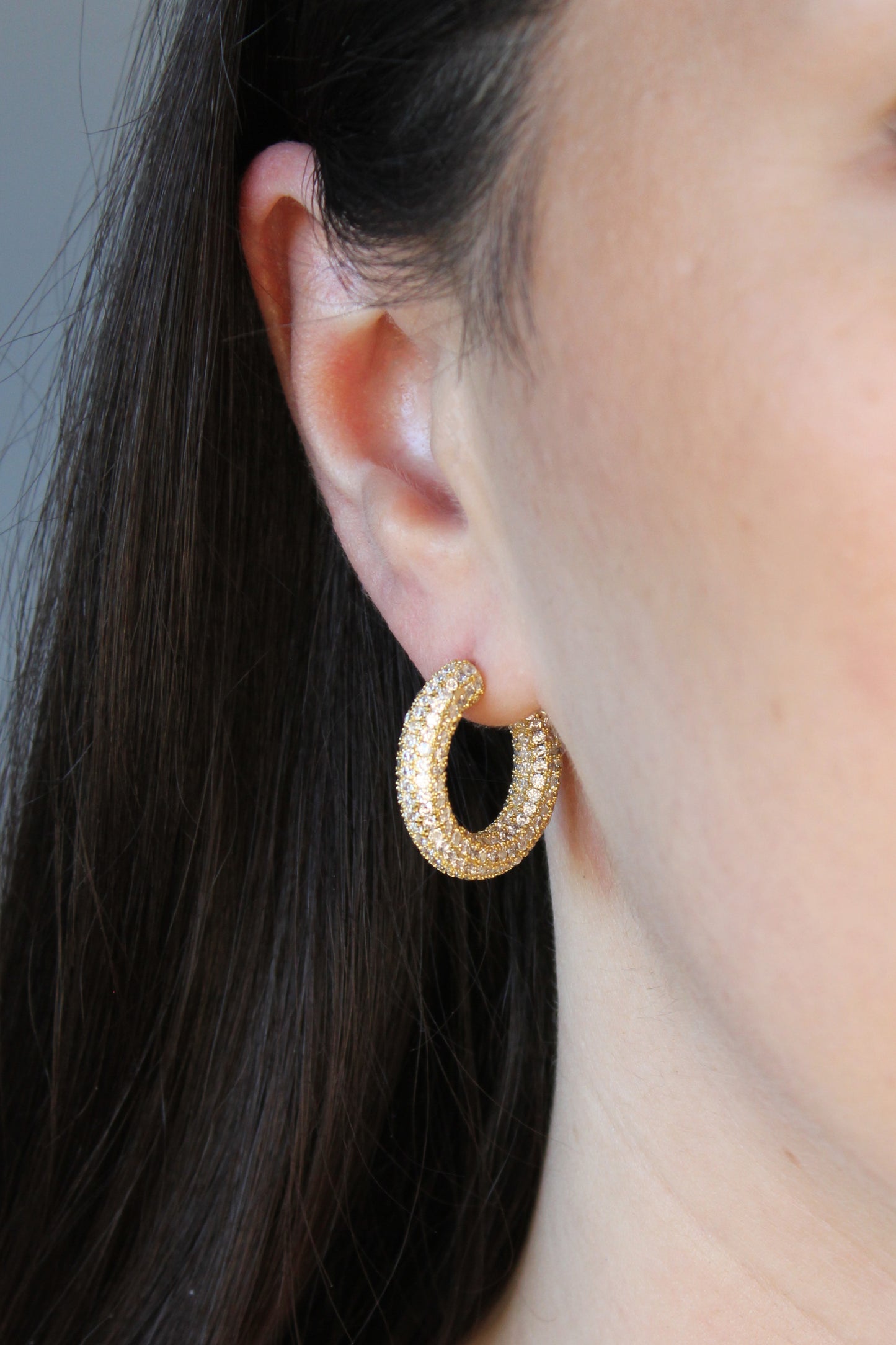 MIMI PAVÉ HOOP EARRINGS IN GOLD